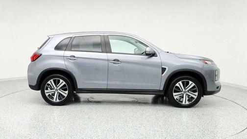 2024 Mitsubishi Outlander Sport SE