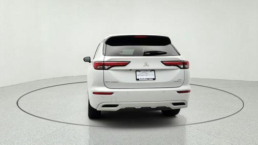 White Diamond 2023 Mitsubishi Outlander PHEV SEL