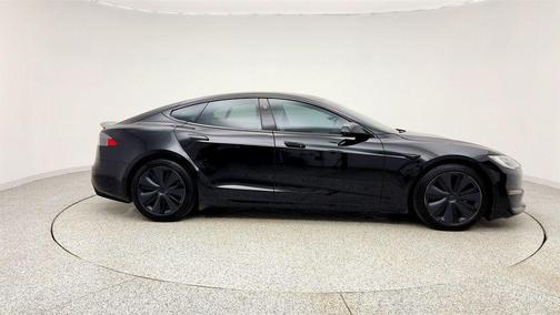 2022 Tesla Model S Plaid