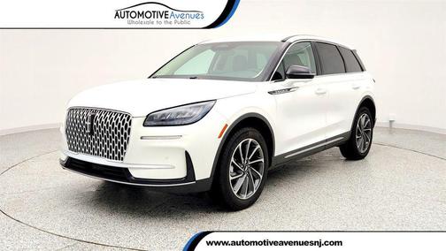 2023 Lincoln Corsair Standard