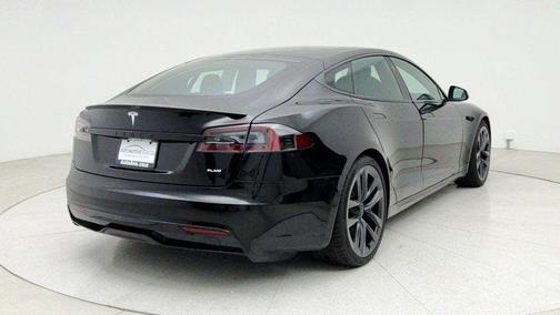 2022 Tesla Model S Plaid