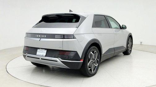2022 Hyundai IONIQ 5 SE