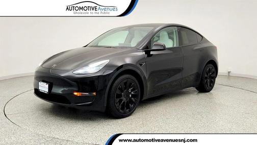 Solid Black 2023 Tesla Model Y Long Range Dual Motor All-Wheel Drive