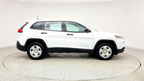 2017 Jeep Cherokee Sport