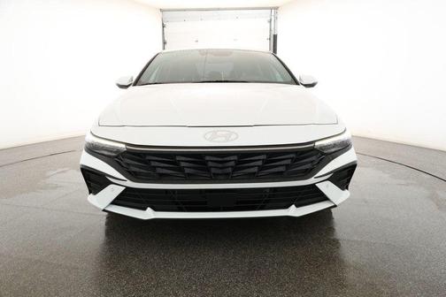 2024 Hyundai ELANTRA HEV Limited