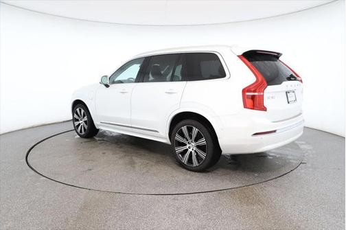 2024 Volvo XC90 Recharge Plug-In Hybrid T8 Plus Bright Theme 7-Seater