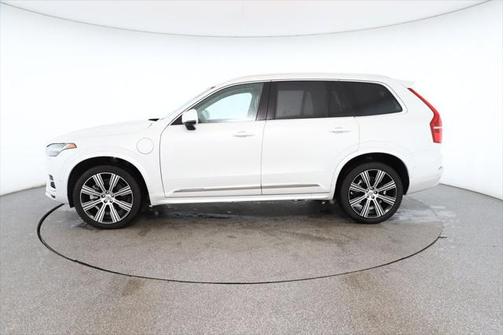 2024 Volvo XC90 Recharge Plug-In Hybrid T8 Plus Bright Theme 7-Seater
