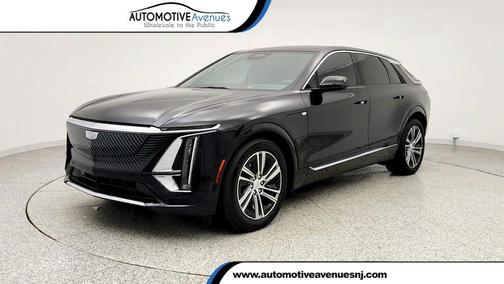 Stellar Black Metallic 2024 Cadillac LYRIQ Luxury