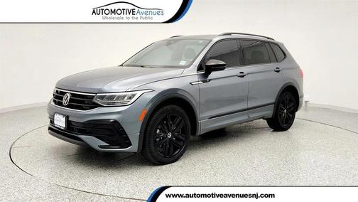 2022 Volkswagen Tiguan 2.0T SE R-Line Black 4MOTION