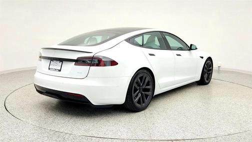 2022 Tesla Model S Plaid