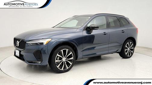 2024 Volvo XC60 B5 Plus Dark Theme