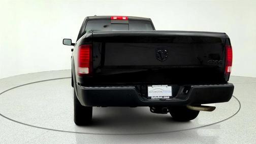 Diamond Black Crystal Pearlcoat 2020 RAM 1500 Classic Warlock Quad Cab 4x4 6'4' Box