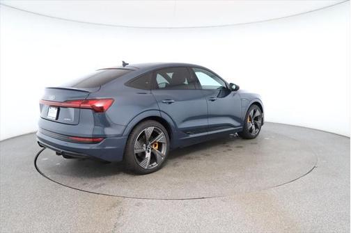 2022 Audi e-tron Sportback S line Prestige