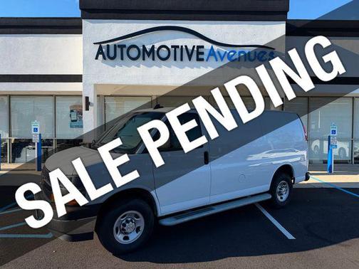 2024 Chevrolet Express 2500 RWD 2500 Regular Wheelbase WT