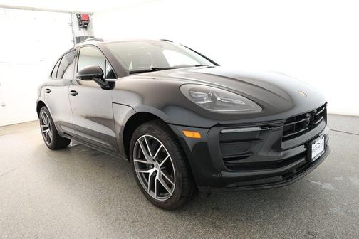 2024 Porsche Macan Base