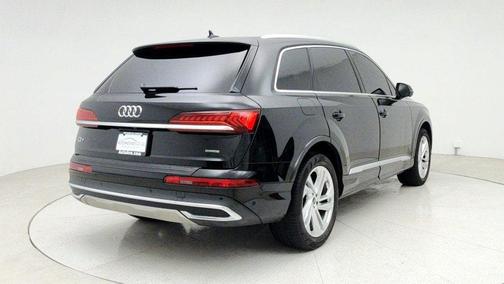 2024 Audi Q7 45 Premium