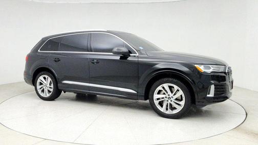 2024 Audi Q7 45 Premium