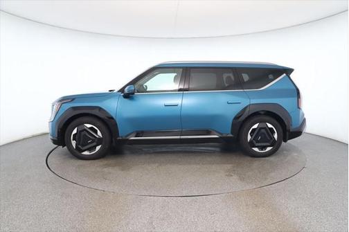 2024 Kia EV9 Land