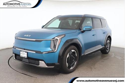 2024 Kia EV9 Land