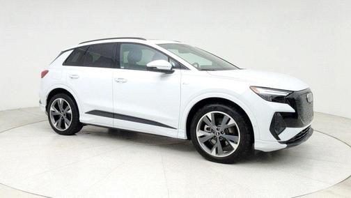 2024 Audi Q4 e-tron Premium Plus 55 quattro