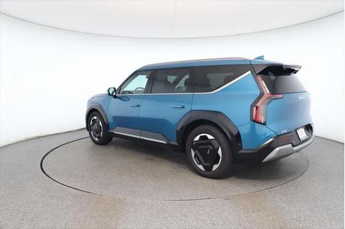 2024 Kia EV9 Land