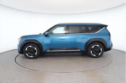 2024 Kia EV9 Land