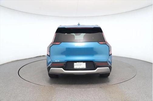 2024 Kia EV9 Land