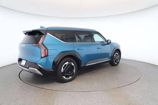 2024 Kia EV9 Land
