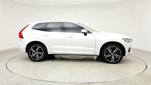 Ice White 2019 Volvo XC60 T6 R-Design
