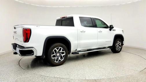 Summit White 2024 GMC Sierra 1500 SLT