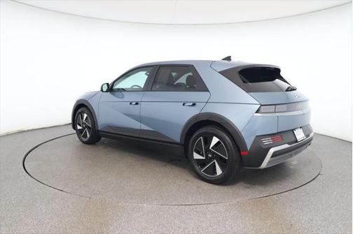2025 Hyundai IONIQ 5 SE