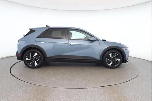 2025 Hyundai IONIQ 5 SE