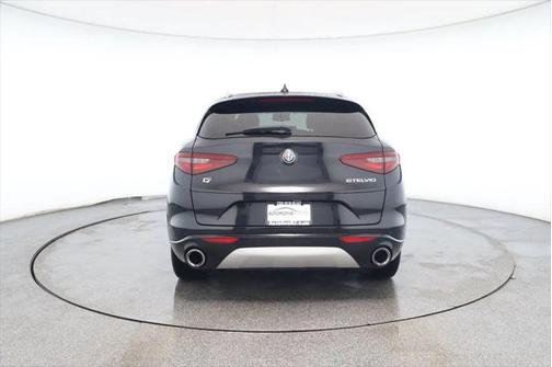 2021 Alfa Romeo Stelvio Ti Lusso