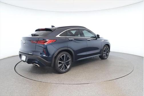 2023 INFINITI QX55 LUXE
