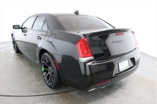 2019 Chrysler 300 S