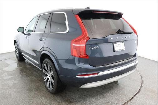 2022 Volvo XC90 Recharge Plug-In Hybrid T8 Inscription 7 Passenger
