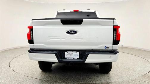 OXFORD WHITE 2022 Ford F-150 Lightning XLT