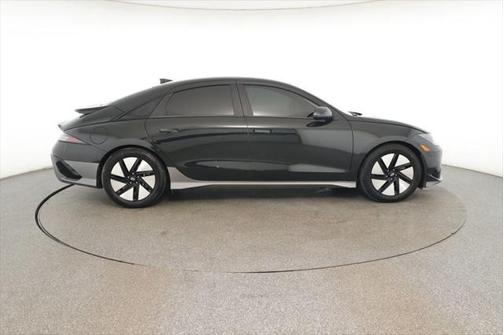 2023 Hyundai IONIQ 6 SE Standard Range