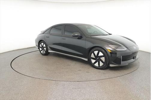 2023 Hyundai IONIQ 6 SE Standard Range