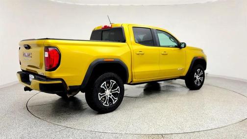 2023 GMC Canyon AT4