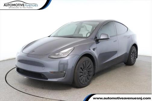 2023 Tesla Model Y Long Range Dual Motor All-Wheel Drive