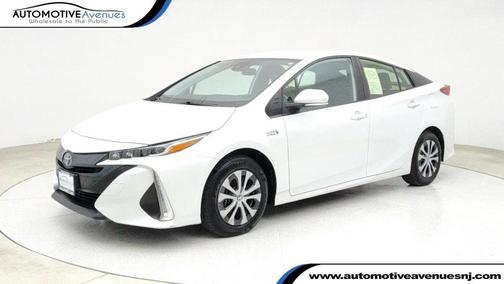 2022 Toyota Prius Prime LE