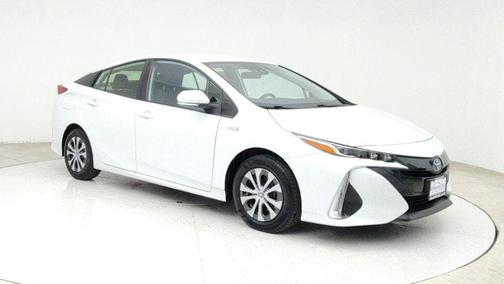 2022 Toyota Prius Prime LE