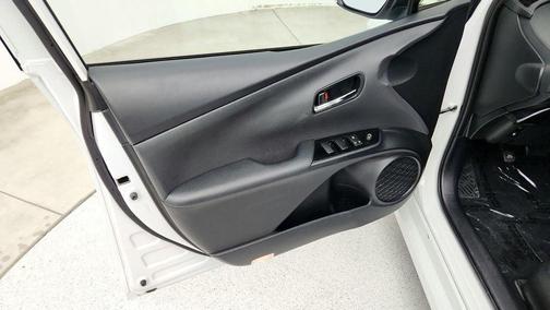 2022 Toyota Prius Prime LE