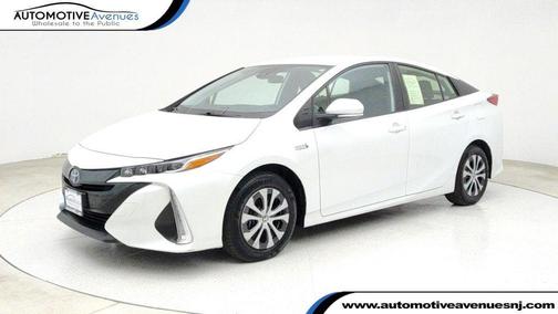 2022 Toyota Prius Prime LE