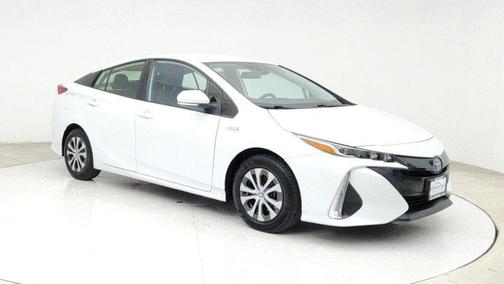2022 Toyota Prius Prime LE