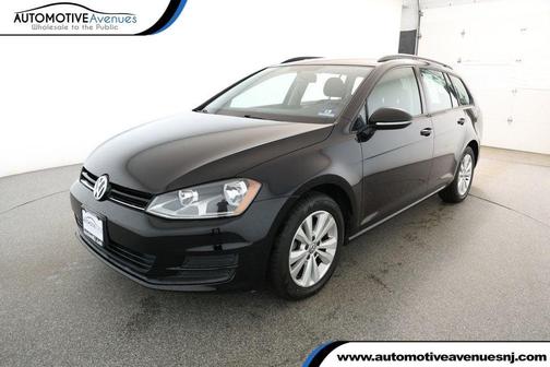 2017 Volkswagen Golf SportWagen TSI S