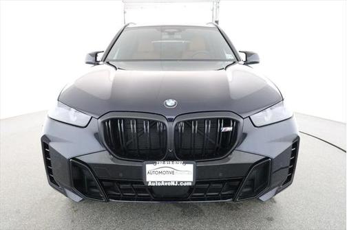 2025 BMW X5 M60i