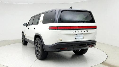 2022 Rivian R1S Launch Edition