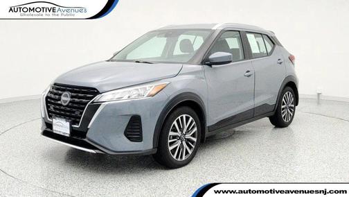 2022 Nissan Kicks SV